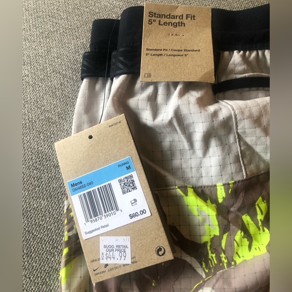 4 Pair of Nike Trail 5” inseam DriFit shorts, size Medium - Picture 9 of 10